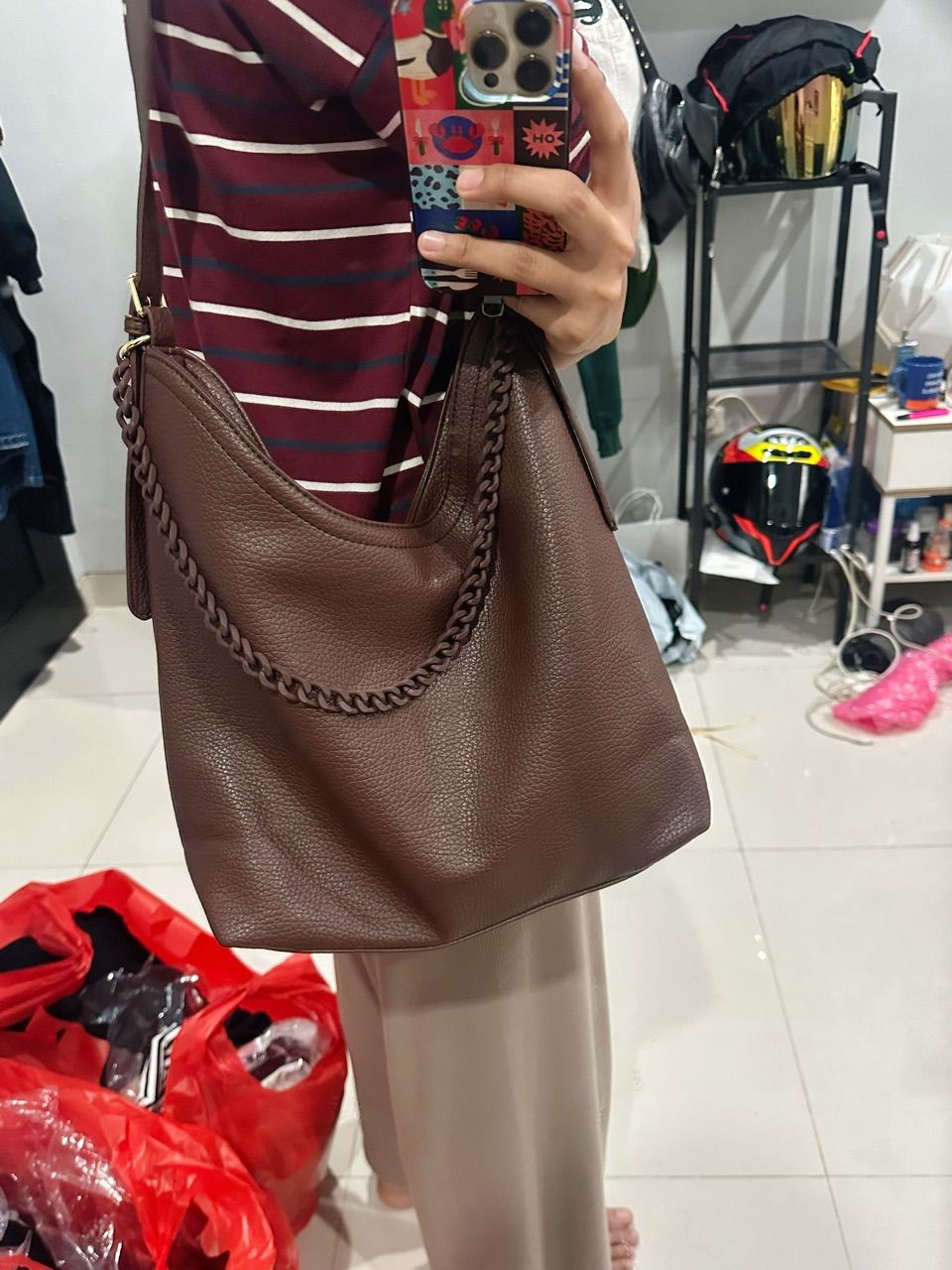 Foto dari pembeli