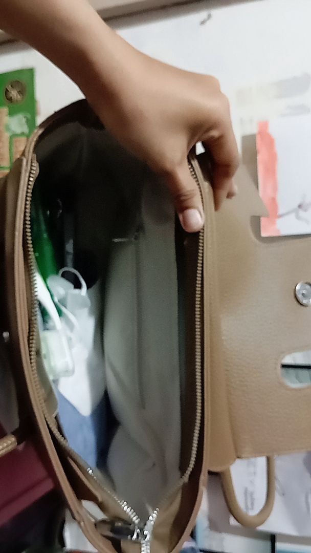 Foto dari pembeli