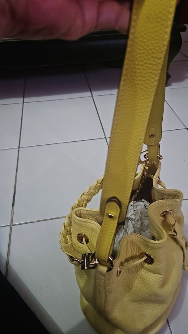 Foto dari pembeli