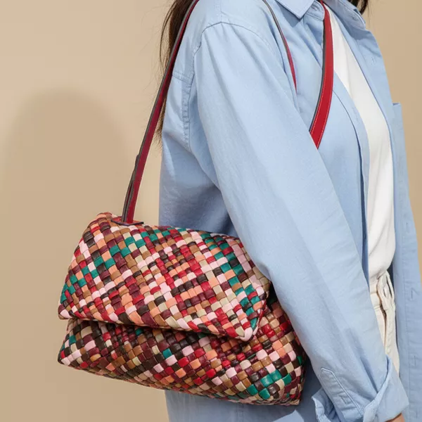Sally Woven Flap Bag Tas Wanita Tas Selempang Tas Bahu Anyaman Colorful Tas Cantik