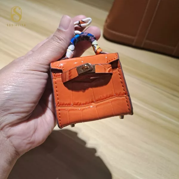 Bagcharm Kellvara Croco Pattern Gantungan Tas Kekinian Cantik